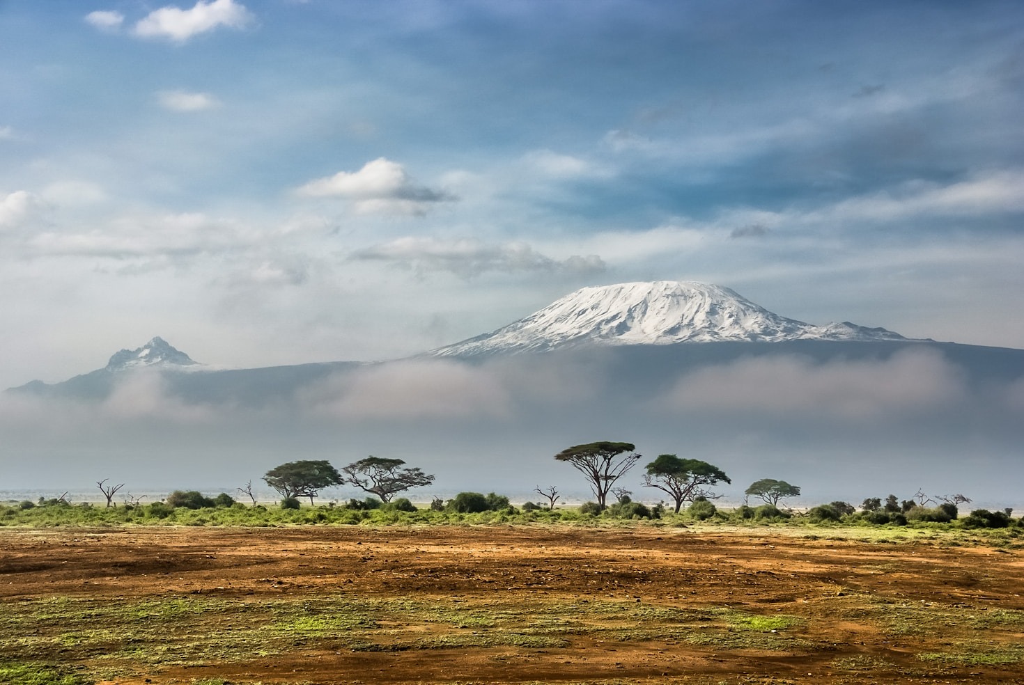 5 Essential Tips for Conquering Mount Kenya
